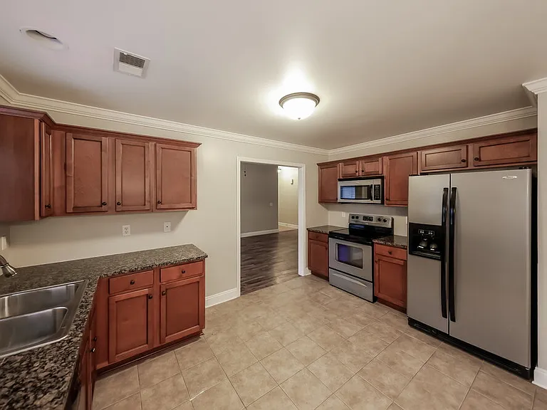 141 Stonebriar Dr — Photo 8