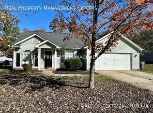 1049 Newfound Hollow Dr, Charlotte, NC 28214