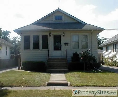1322 Franklin Ave photo 1