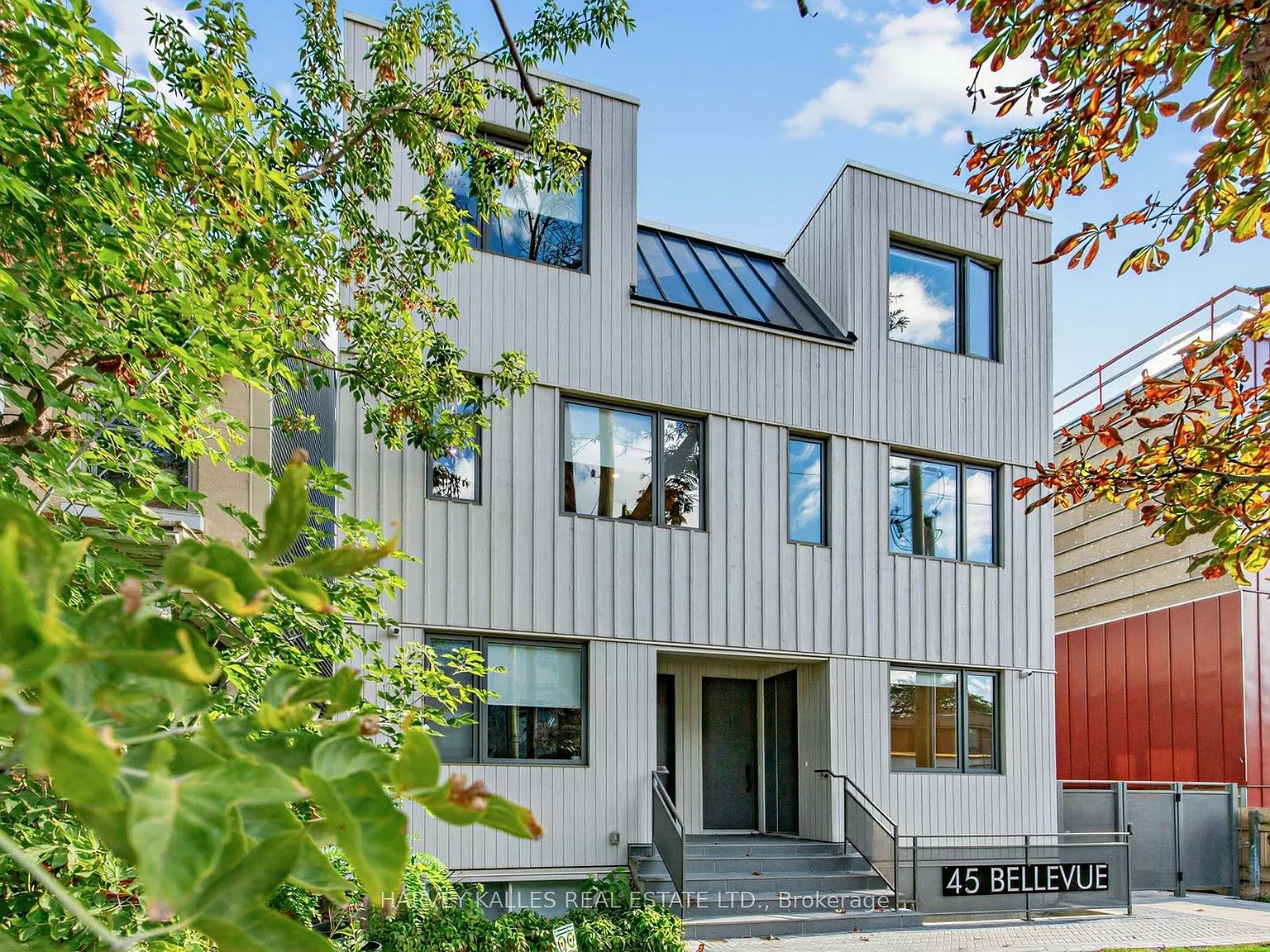 45 Bellevue Ave — Photo 3