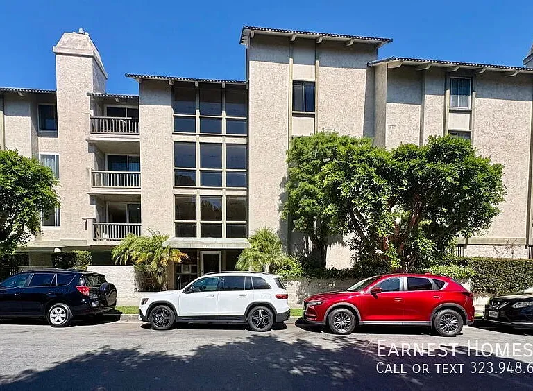 8740 Tuscany Ave #306 — Photo 2