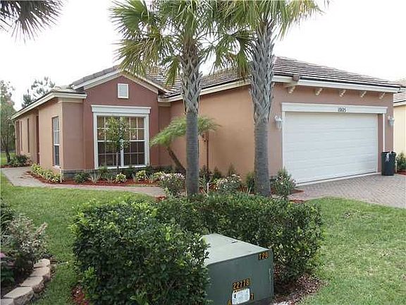 3rd image of 10105 SW Brookgreen Dr
