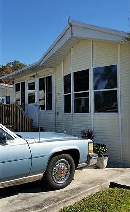 2nd image of 24457 Lindy Ln