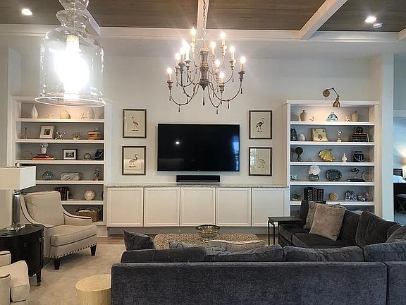 3rd image of 42 Palm Island Way