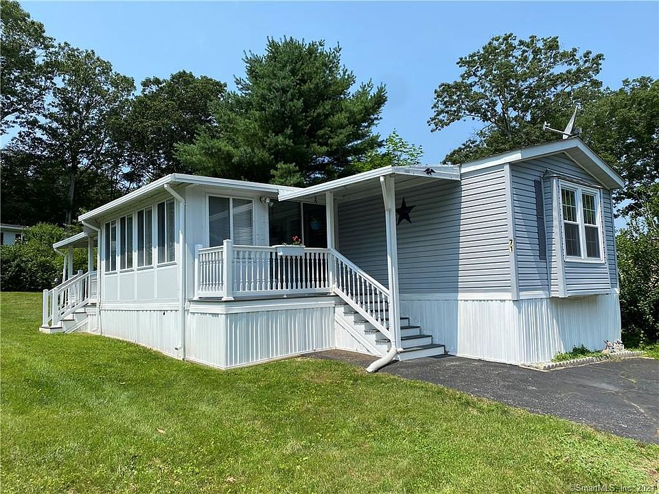1st image of 71 Circle Dr