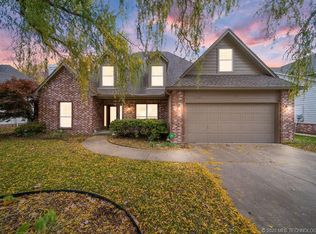 4316 E 69th St S, Tulsa, OK 74136