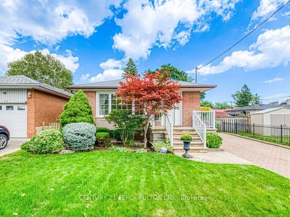 70 Limevale Cres, Toronto, ON M1E 2K7