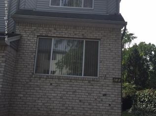 40 Stern Ct #A, Staten Island, NY 10308