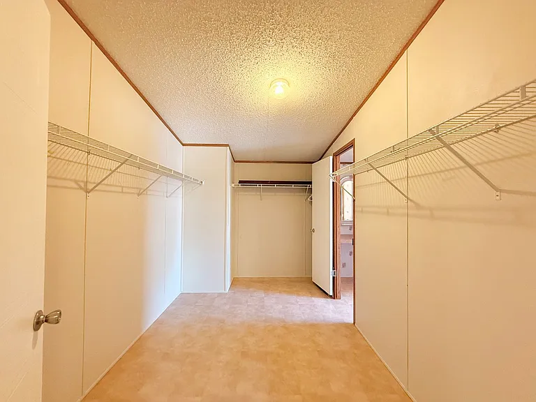 203 Lost Forest Rd — Photo 13