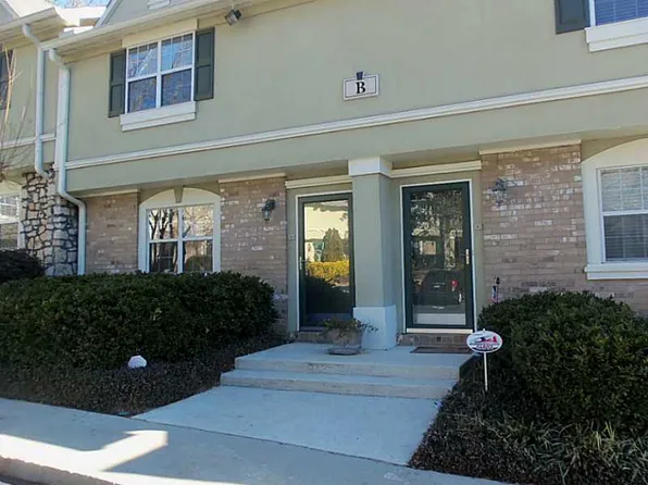 6900 Roswell Rd APT B3, Sandy Springs, GA 30328