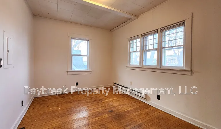 6 11th St S #6 — Photo 2