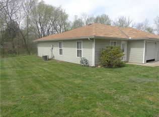 502A Main St, Dearborn, MO 64439