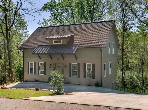 3064 Woodale Cir, Seneca, SC 29678