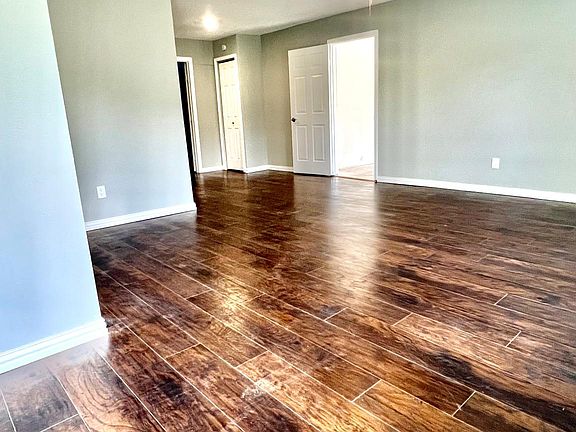 4th image of 5724 Macrae St