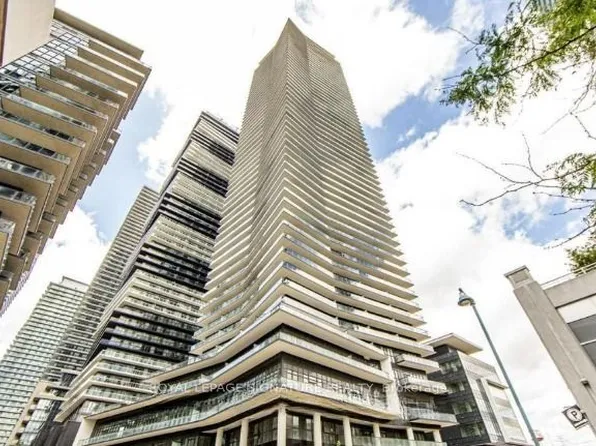 38 Annie Craig Dr, Toronto, ON