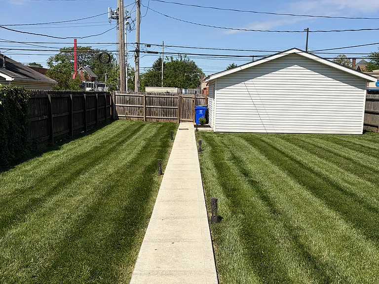 763 Wager St — Photo 2