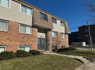 1-6 W Smith St #1-6, Yorktown, IN 47396