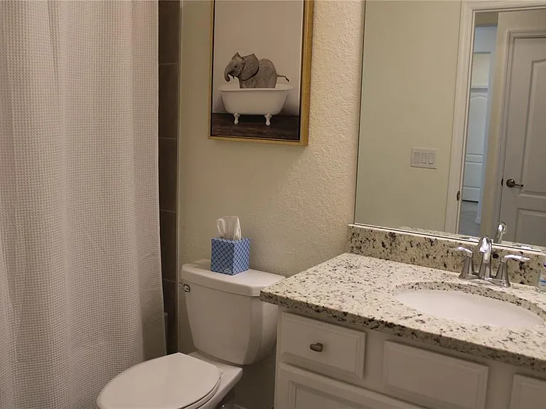 6647 Clairborne Ln — Photo 24