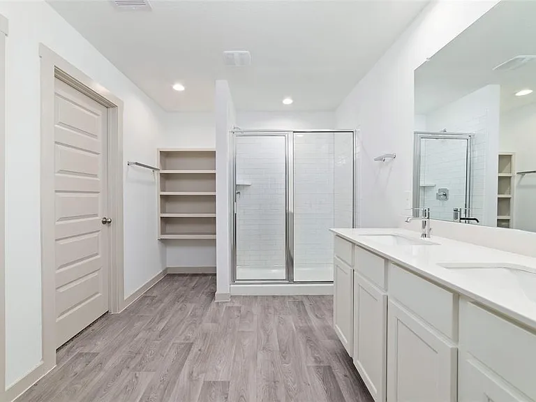 7207 Sunbreeze Ln — Photo 13