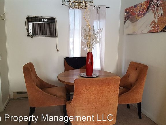 4th image of 1414 Judson Ave #1414