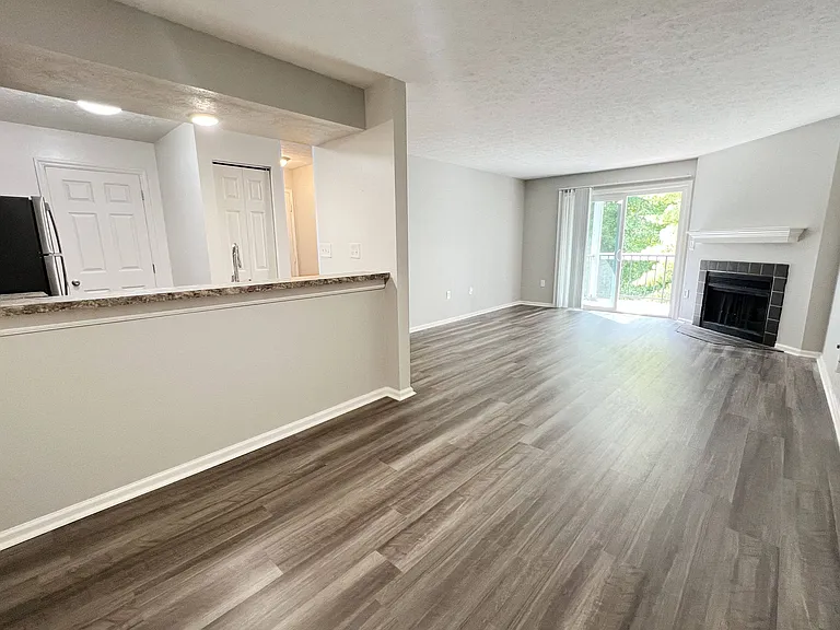 Deercross Apartments — Photo 114