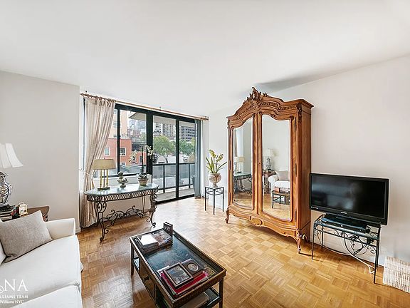 2nd image of 255 E 49th St APT 7E