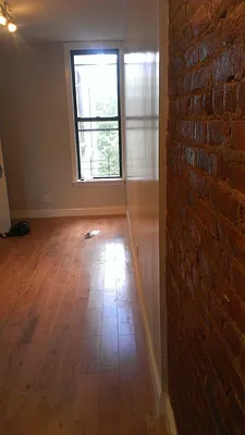 Rented by Lilia Anastasiadis, LREB | media 35