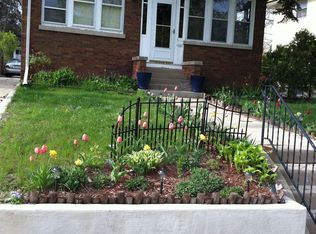 324 Orange St, Elgin, IL 60123