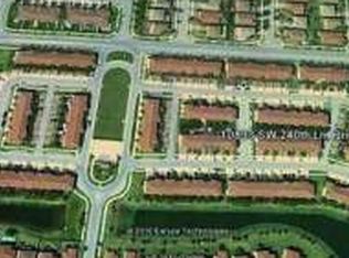 10833 SW 240th Ln, Homestead, FL 33032