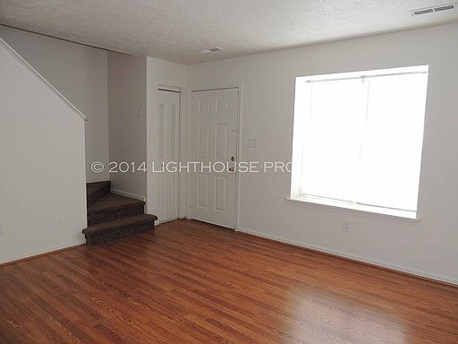 3rd image of 121 Water Gate Dr #A