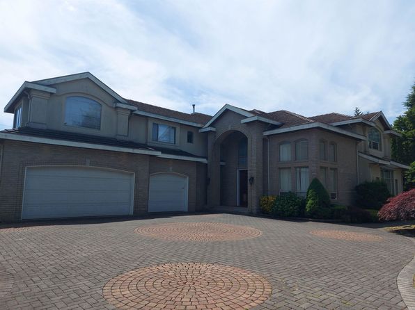 8038 Cloverlake Ct, Burnaby, BC V5A 3R8