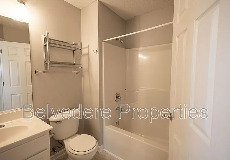 1922 Munn Cir — Photo 20