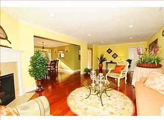 1st image of 10211 Richwood Dr
