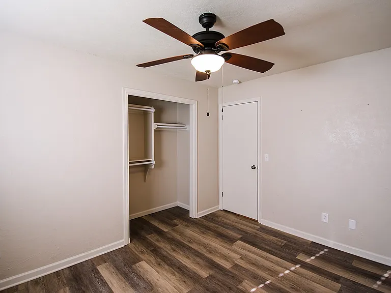 1608 S Berry Rd — Photo 16