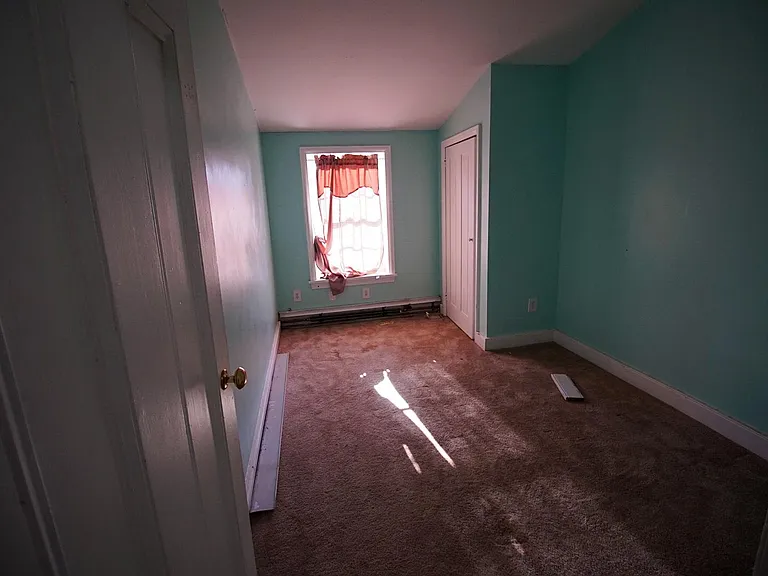 32 Market St — Photo 15