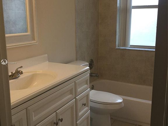 5th image of 10915 Royal Palm Blvd #10915