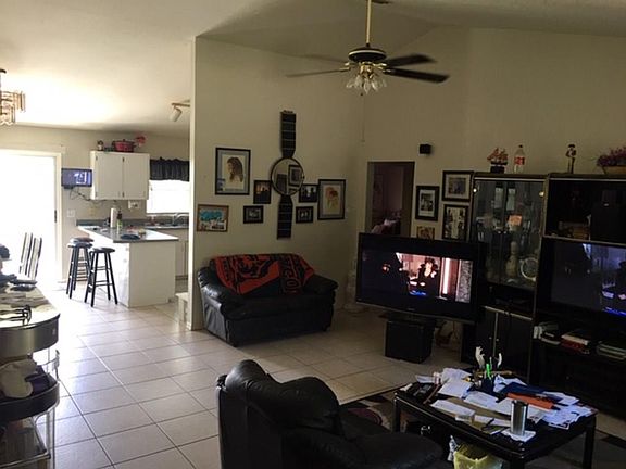 3rd image of 145 10th Ave