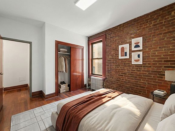 5th image of 728 W 181st St APT 26
