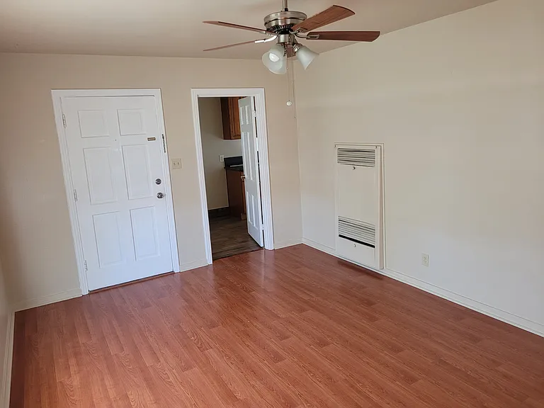 5107 Gordon Dr — Photo 9