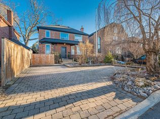 47 Don Valley Dr, Toronto, ON M4K 2J1