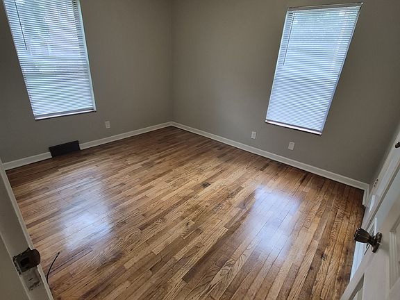 5th image of 2516 A St