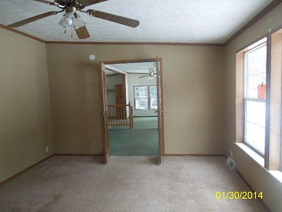 4th image of 240 White Pine Ln