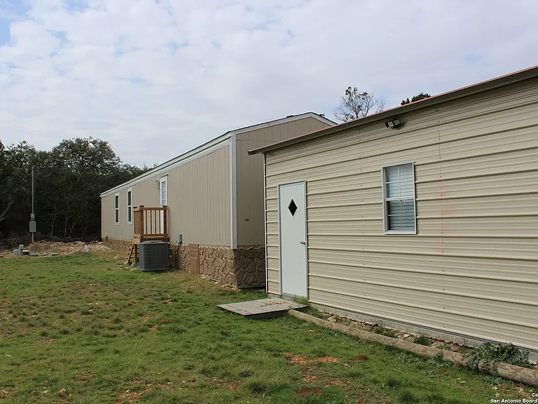 846 Inglewood Dr — Photo 7