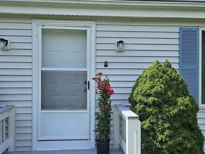 922 Crane Ave S, Taunton, MA, 02780