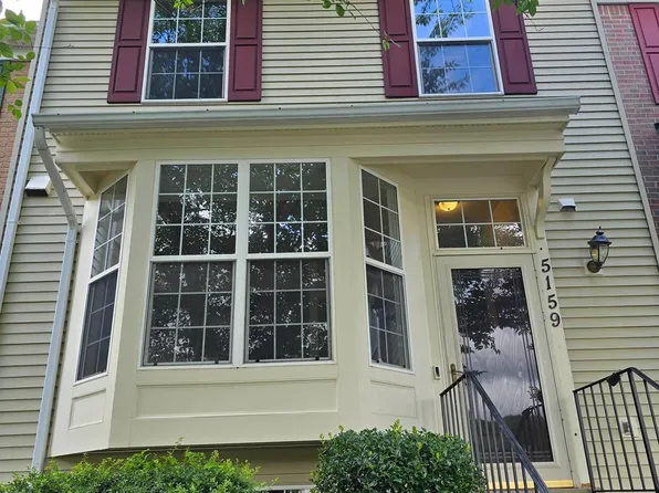 5159 Race Pointe Pl, Woodbridge, VA 22193