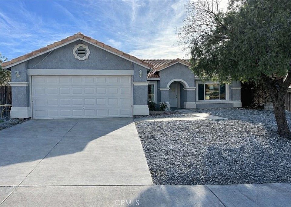 1st image of 65821 Avenida Ladera