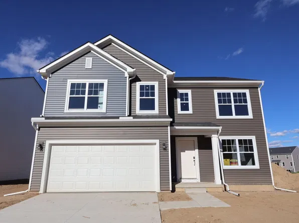 404 Hidden Riv W, Holly, MI 48442