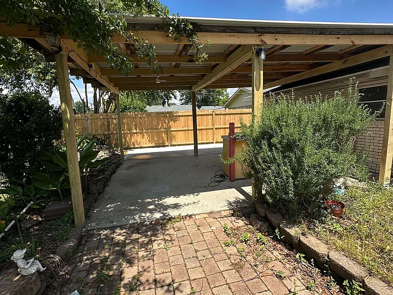 5 Texas Ave — Photo 33