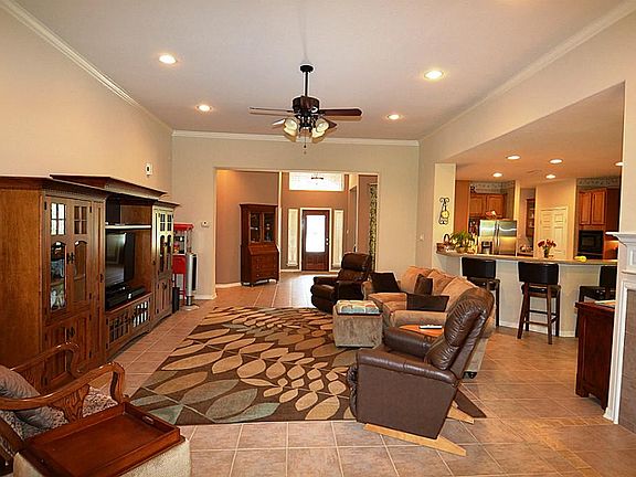 Large family room for family gatherings