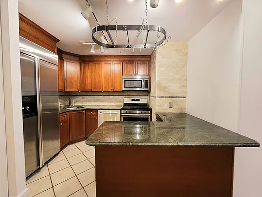 Sold by Andrew J. Markowitz Real Estate, LLC  | media 3